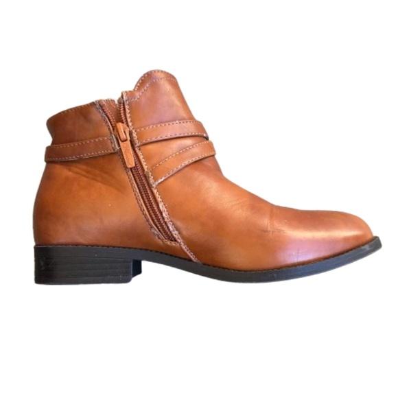 Wanted Women' 7.5 Brown & Gold Decor Zip Closure Synthetic Leather Ankle Boots - Picture 6 of 15